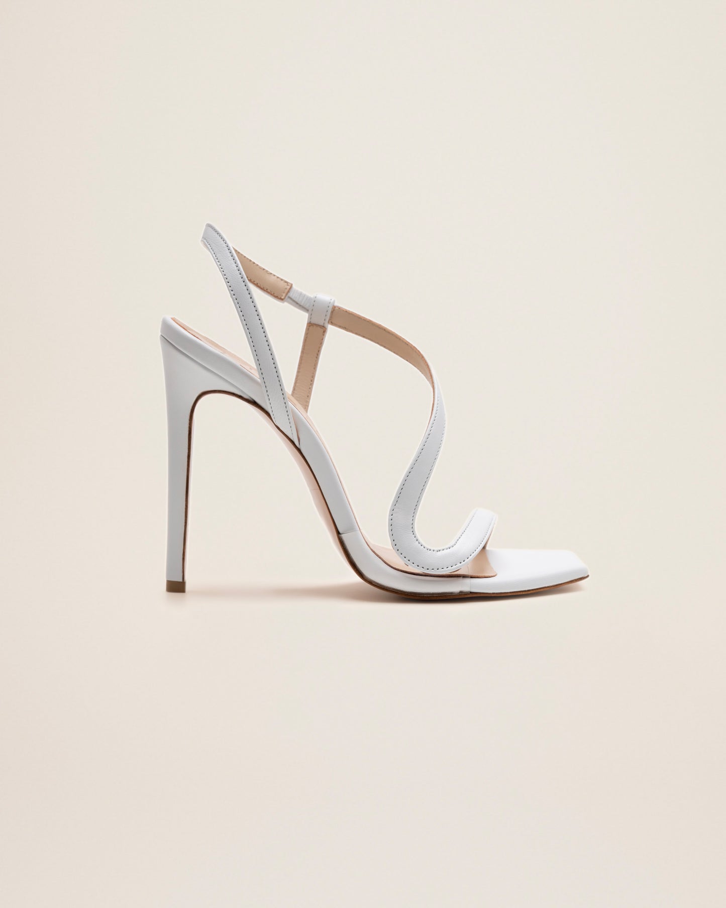Iokaste Heels White