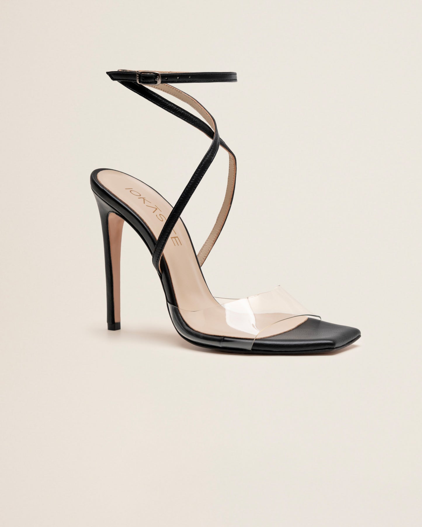 Iokaste Heels Black