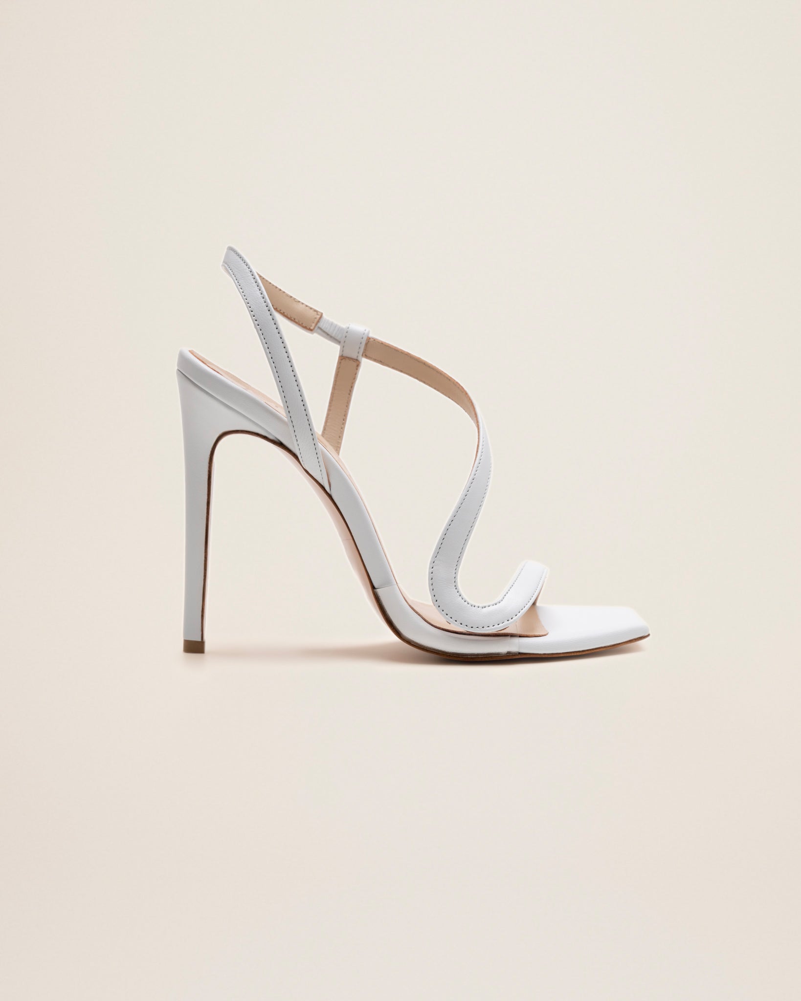 Iokaste Heels White