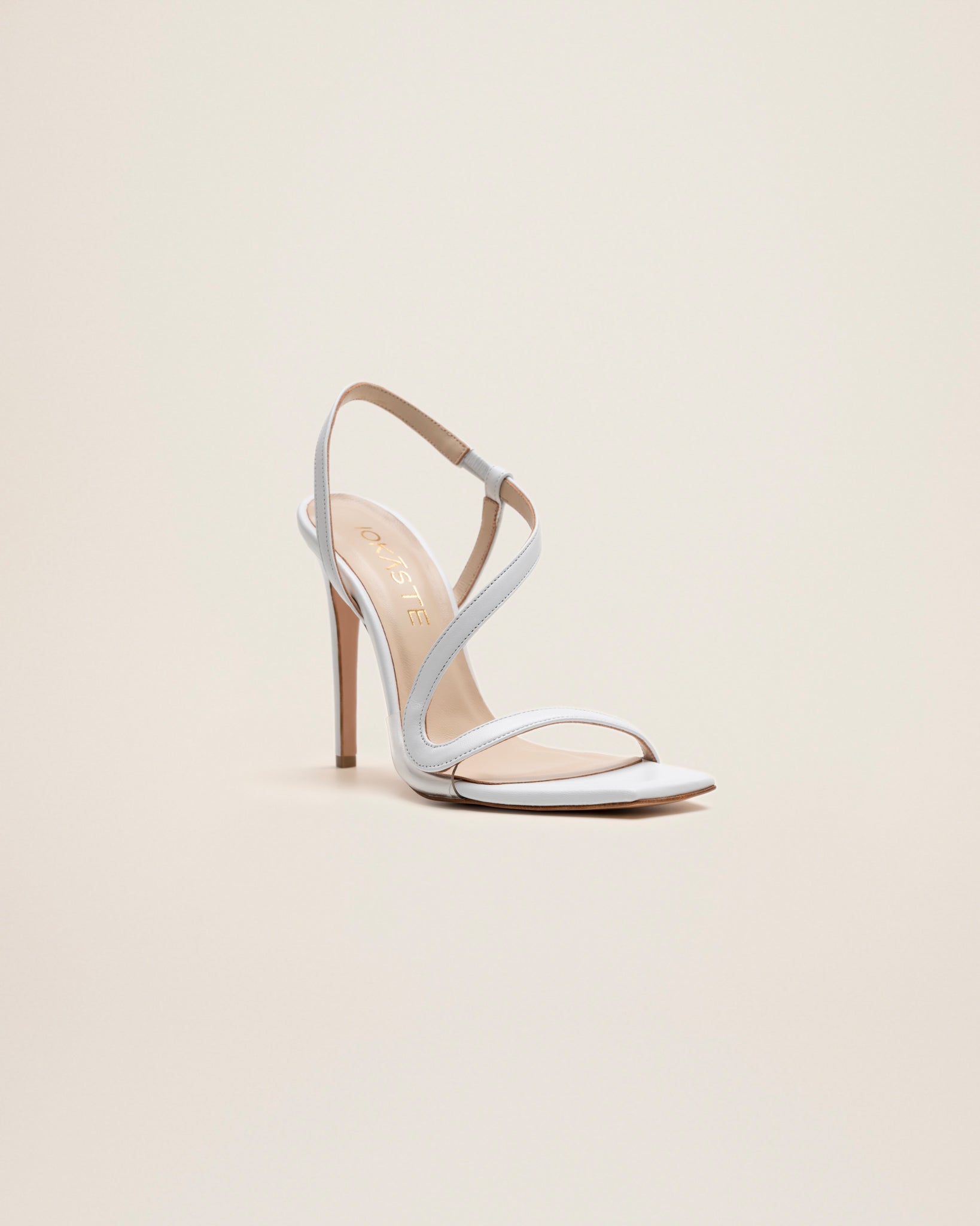 Iokaste Heels White