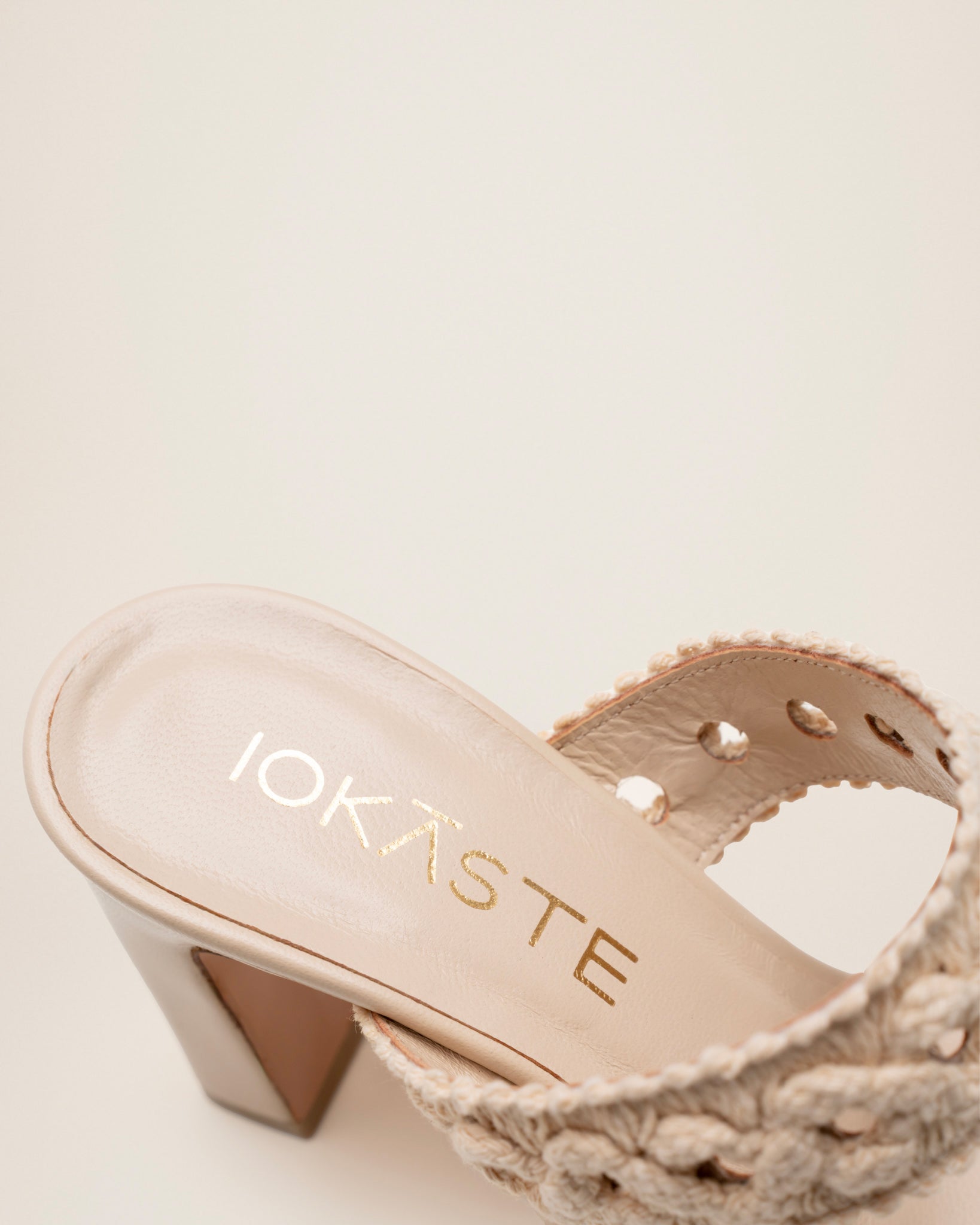Iokaste Heels Ivory